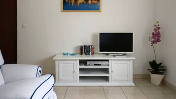 TV, foosball, table tennis, books