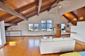 Interior - A magical hilltop retreat overlooking Chania city and the Cretan sea! (Chania)