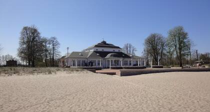 Inmitten des Yachthafens der Lagunenstadt Ueckermünde/Ostsee - FEWO für 4 Pers