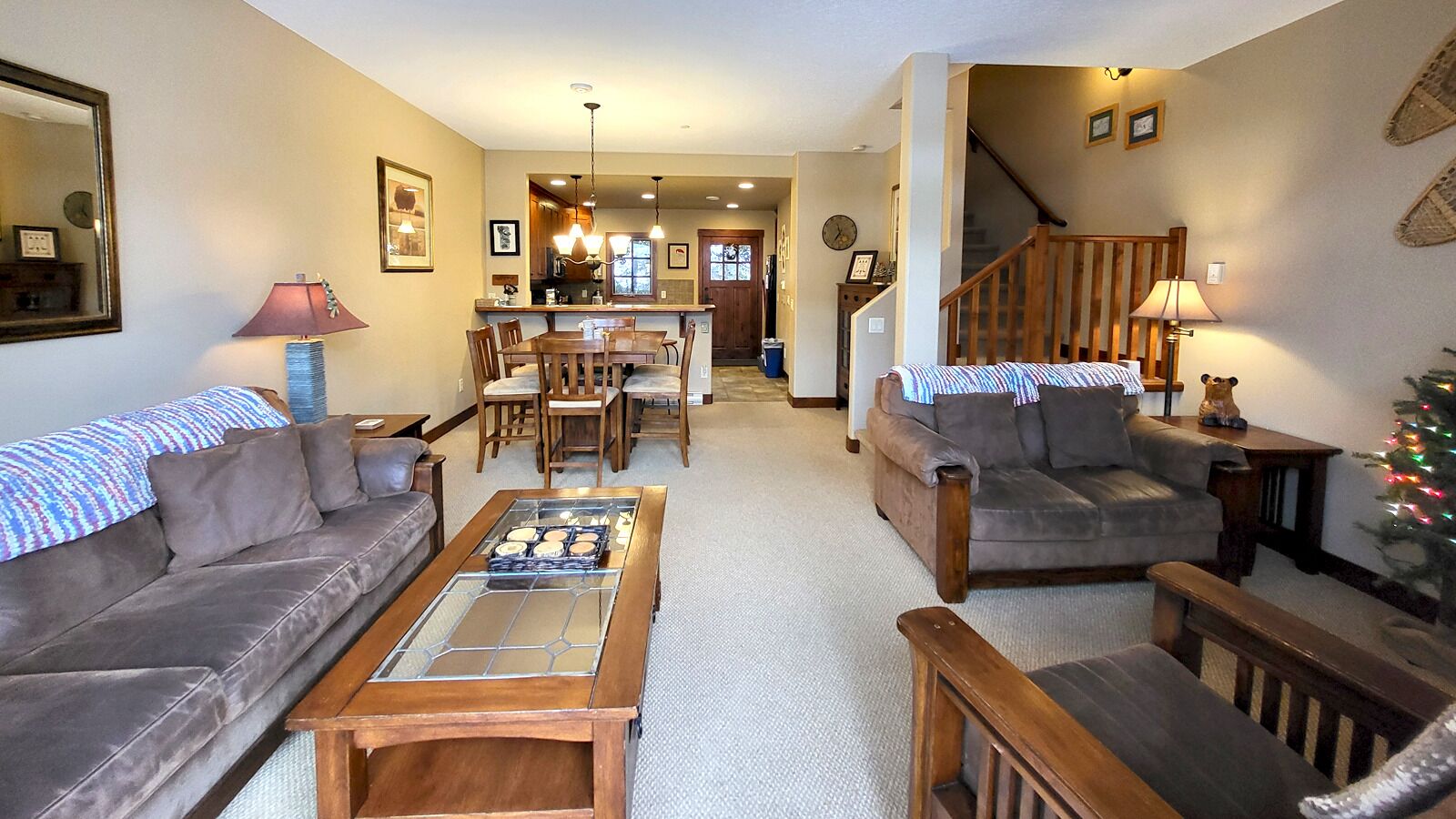 TV, fireplace, DVD player, stereo