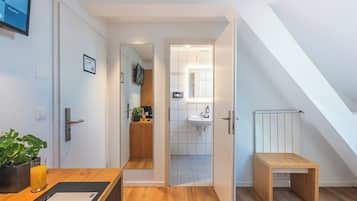 In-room safe, desk, blackout drapes, soundproofing