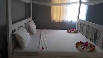Deluxe Quadruple Room, Sea View