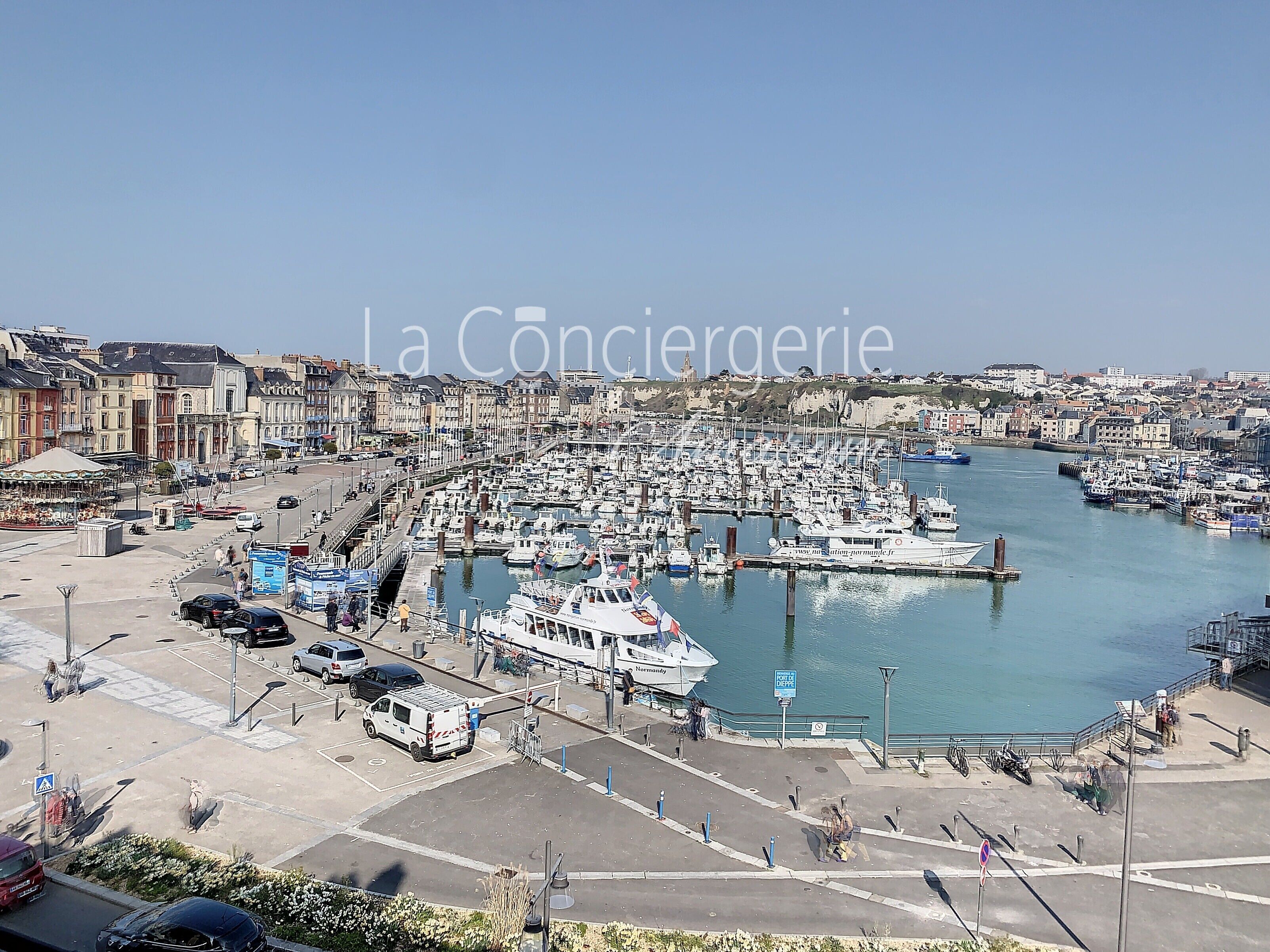 DA 01 - Vue sur le Port de Dieppe