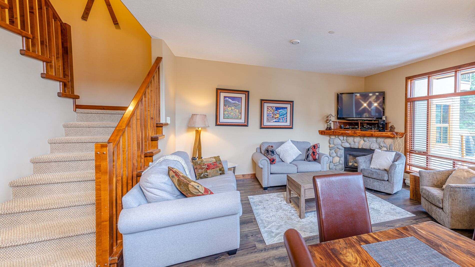 Spacious multi level 4 bedroom + den townhouse, close to ski run, great views of Mt. Morrisey