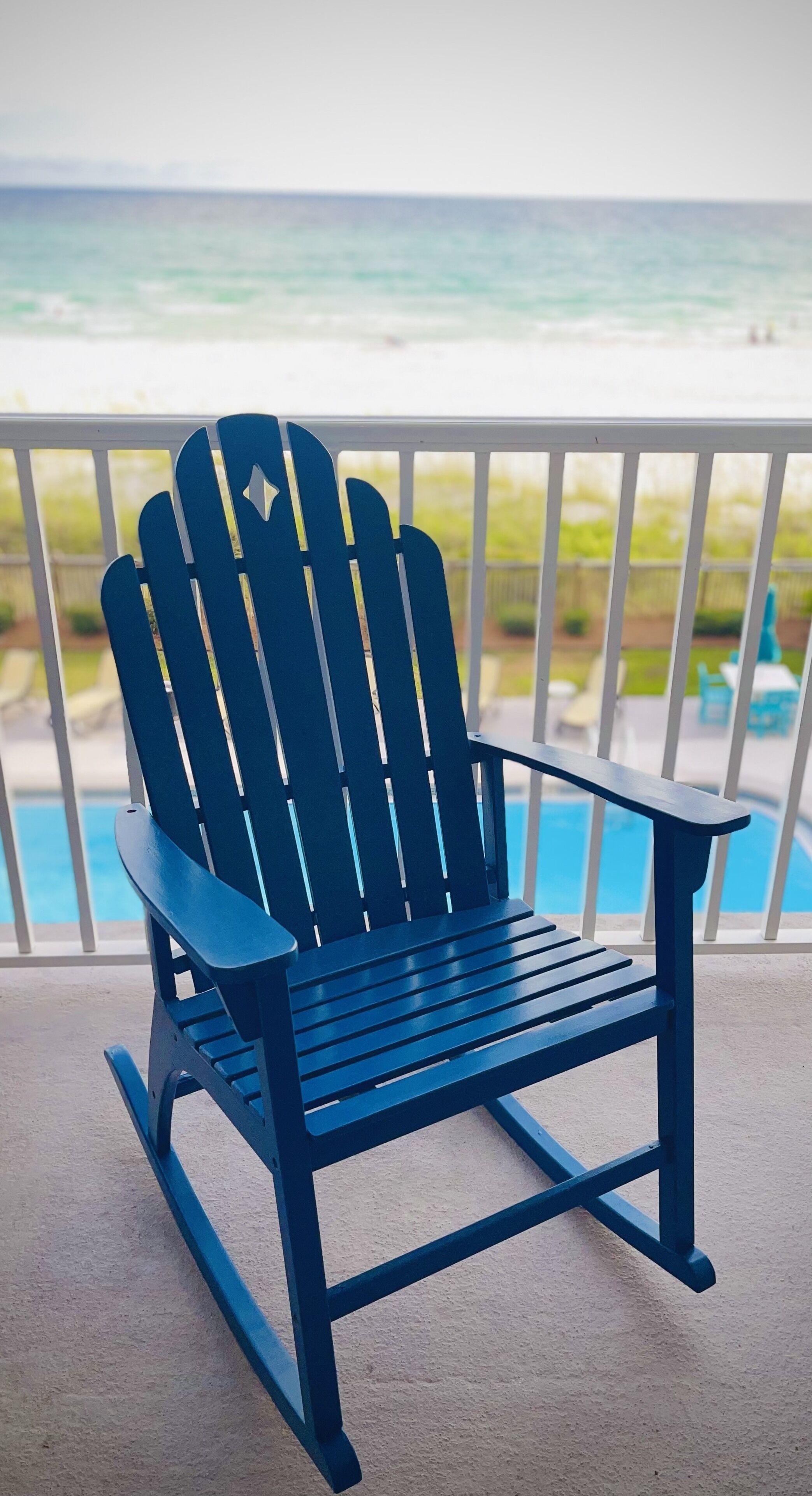 Lovely condo with 1 bedroom with king bed, 2 bathrooms, great views of the gulf