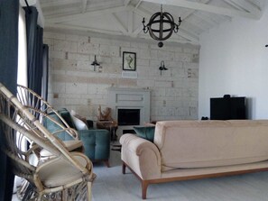 Villa | Living area | LCD TV - Jardin Eden 3 Bedrooms Villa 1 (Cesme)