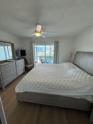 2 多间卧室、熨斗/熨衣板、WiFi、床单