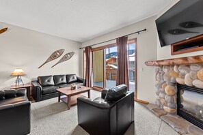 TV, fireplace, DVD player, stereo