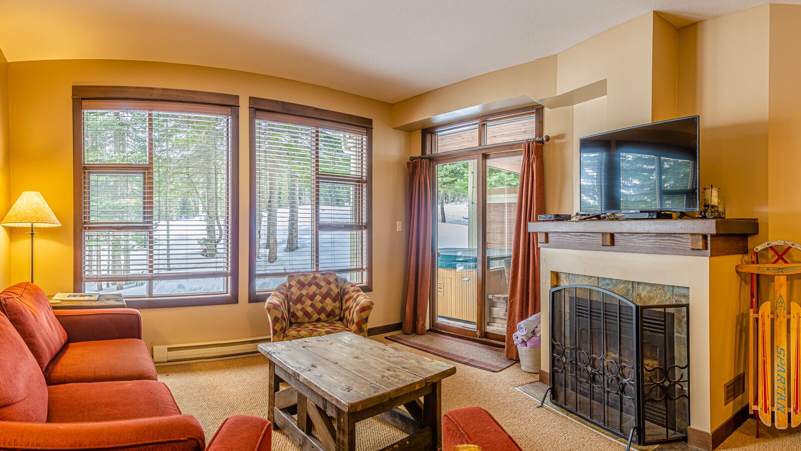 Ground floor 2 bedroom condo, very close to ski-in/out trails