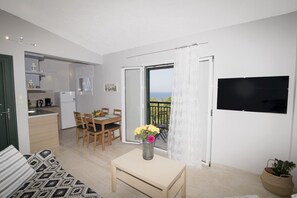 Una Smart TV, libros