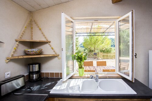 Maison individuelle dans hameau pittoresque entre mer et montagne