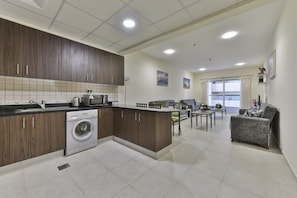 Apartment, 1 Schlafzimmer | Eigene Küche | Kühlschrank, Mikrowelle, Ofen, Herdplatte