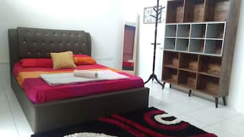 Desk, bed sheets