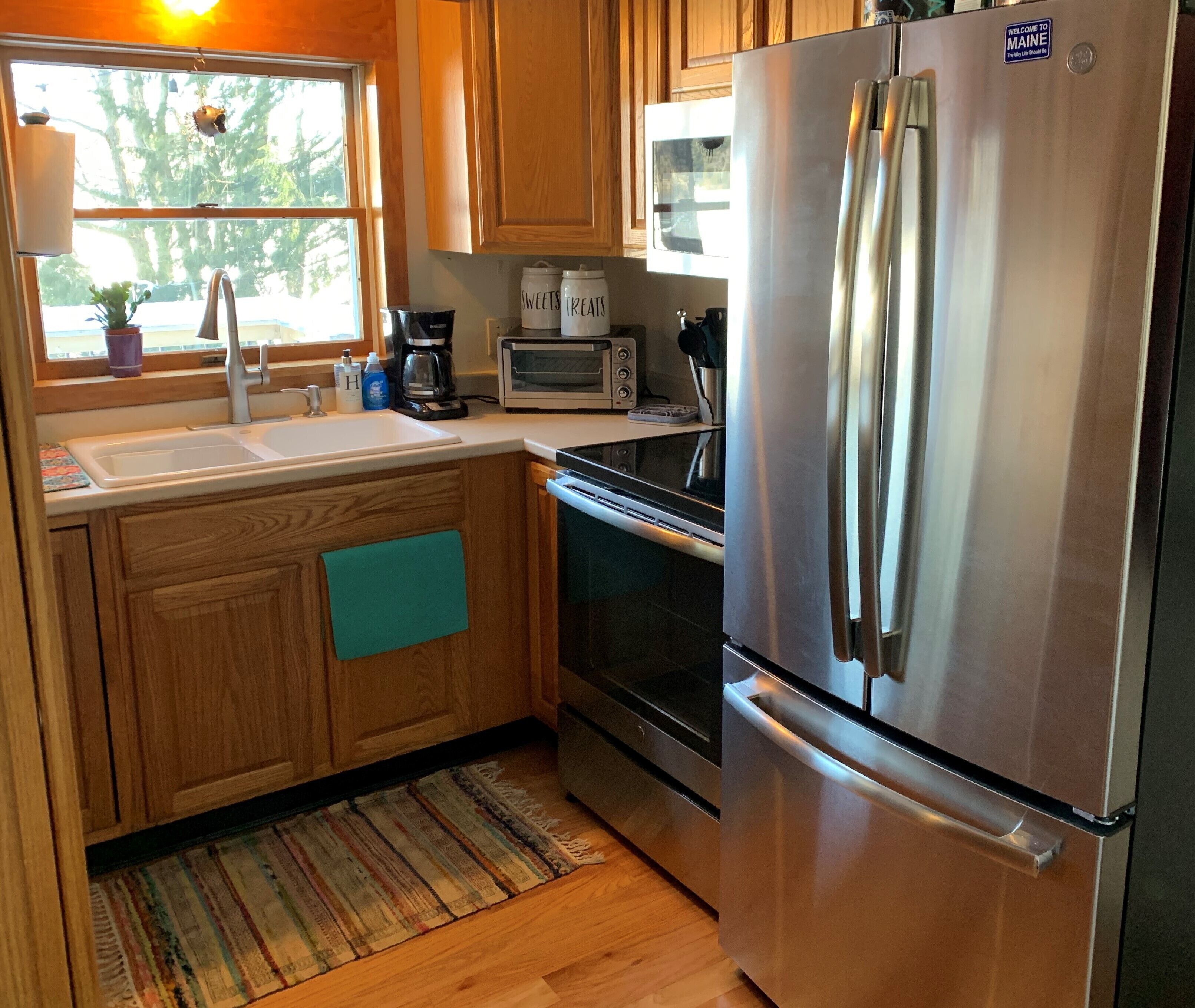 Thompson Lake(front) Getaway!