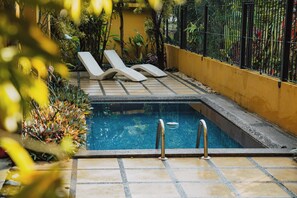 Outdoor pool - Casa Tres Pochotes - Beach Front Paradise (CR)