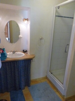 Doppelzimmer, Gartenblick (Soleil) | Badezimmer