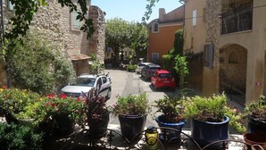 View from property - B&B Soleil et Ombre (Villedieu)