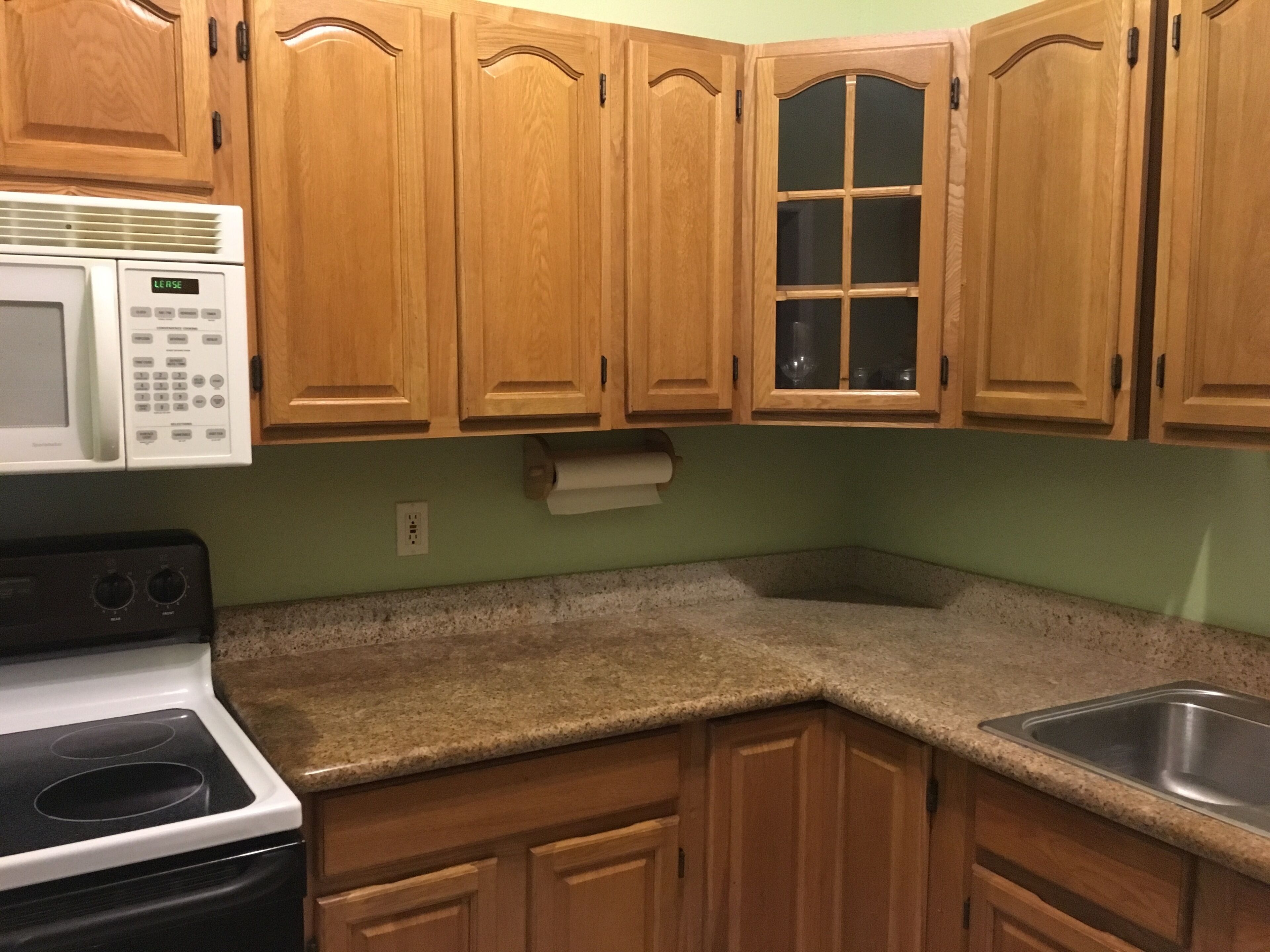 冰箱、微波炉、烤箱、炉灶