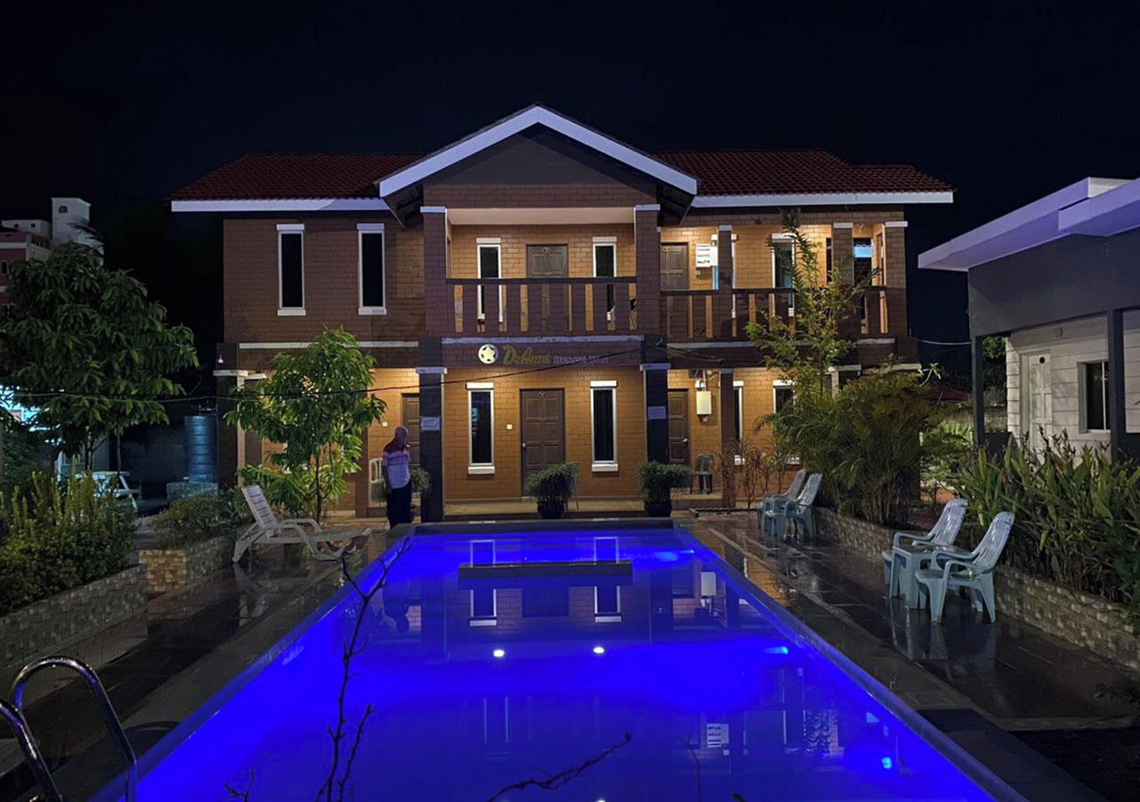 Outdoor pool, open 8:00 AM to 10:00 PM, sun loungers