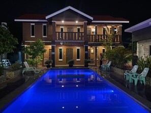Deluxe Room, Pool View | Fountain