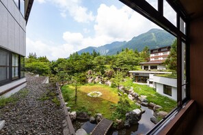 Garden - Okuhida Hot Spring Hirayukan (Takayama)
