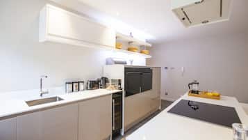 Apartment, 2 Bedrooms | Private kitchen | Full-sized fridge, microwave, oven, stovetop