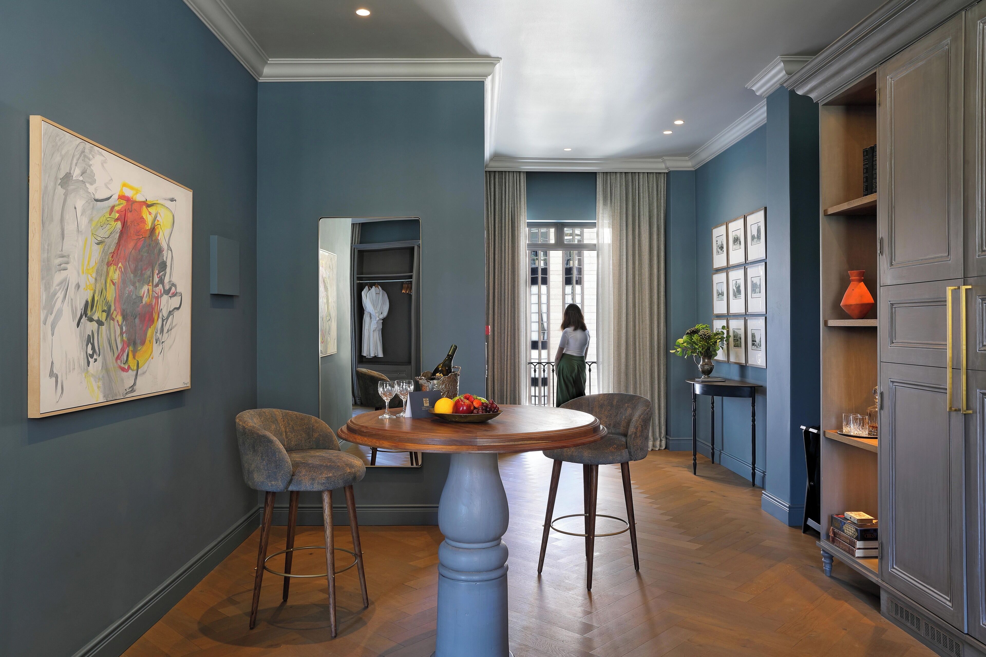 signature suite | 3 bedrooms, egyptian cotton sheets, premium bedding, down duvets