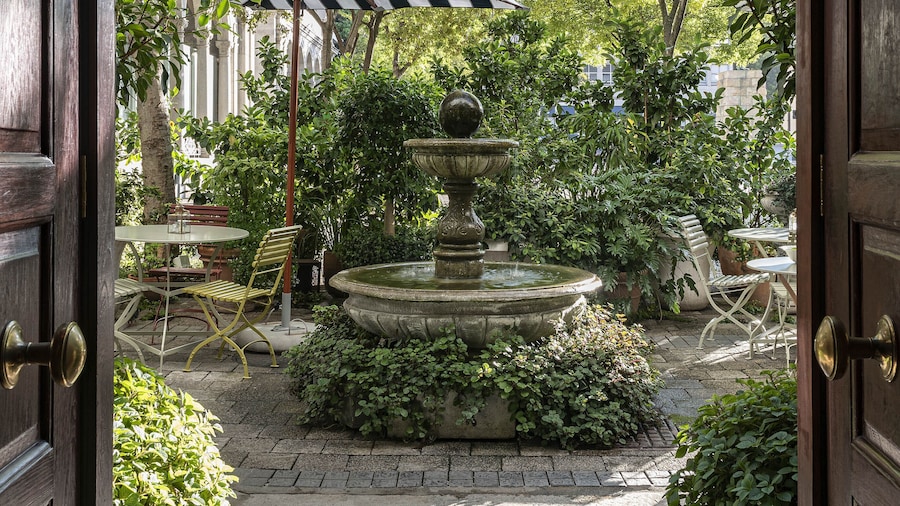 Labotessa Luxury Boutique Hotel