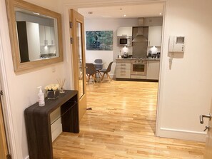 Apartment, 1 Bedroom | Living area