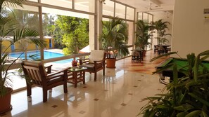 Sala de estar en el lobby