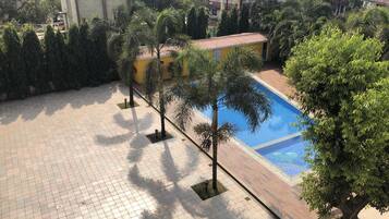 Signature Room, 1 Queen Bed, Pool View | View from room