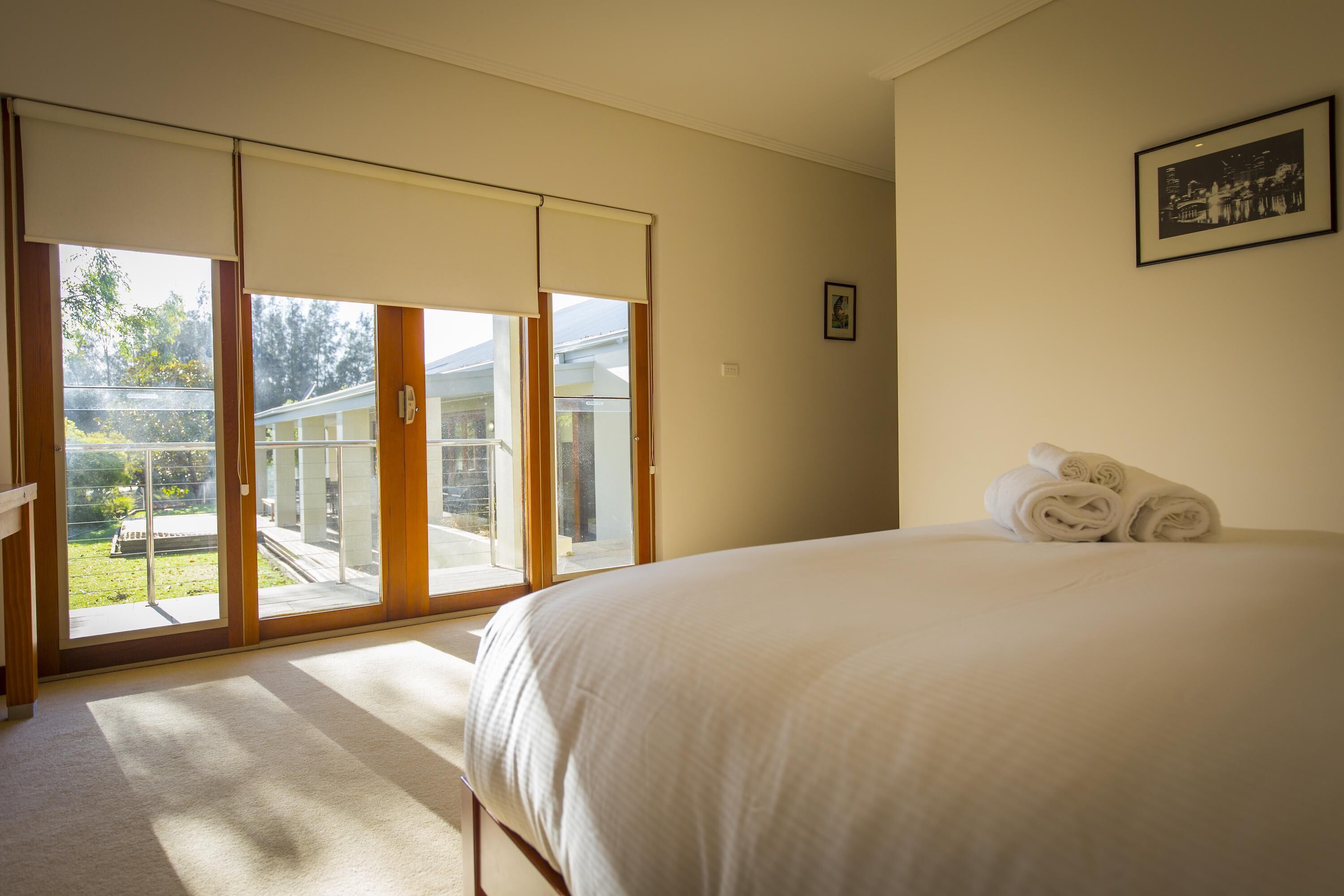 Potteroo - Stylish 4 bedroom family friendly home with private pool — image 11