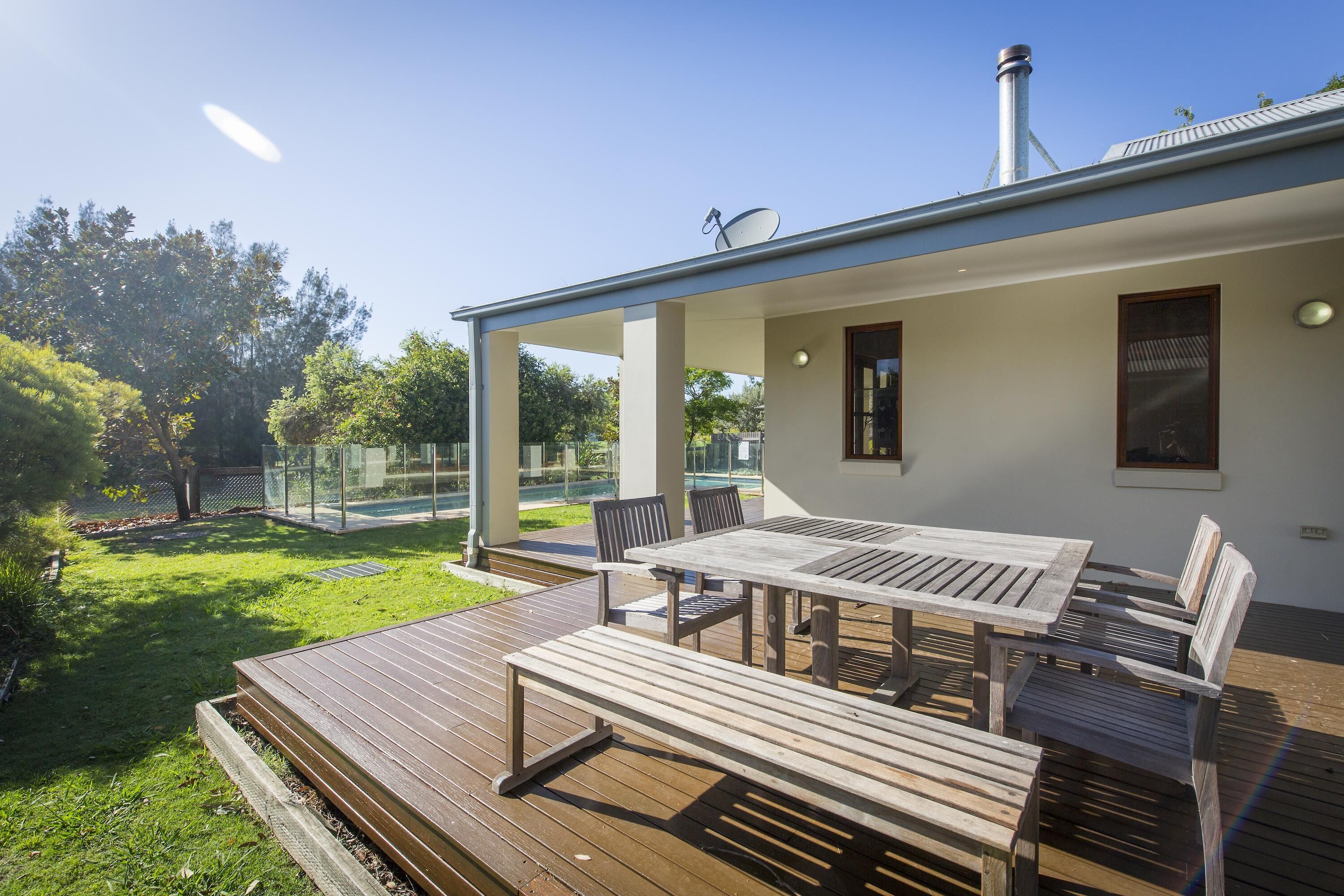 Potteroo - Stylish 4 bedroom family friendly home with private pool — image 16