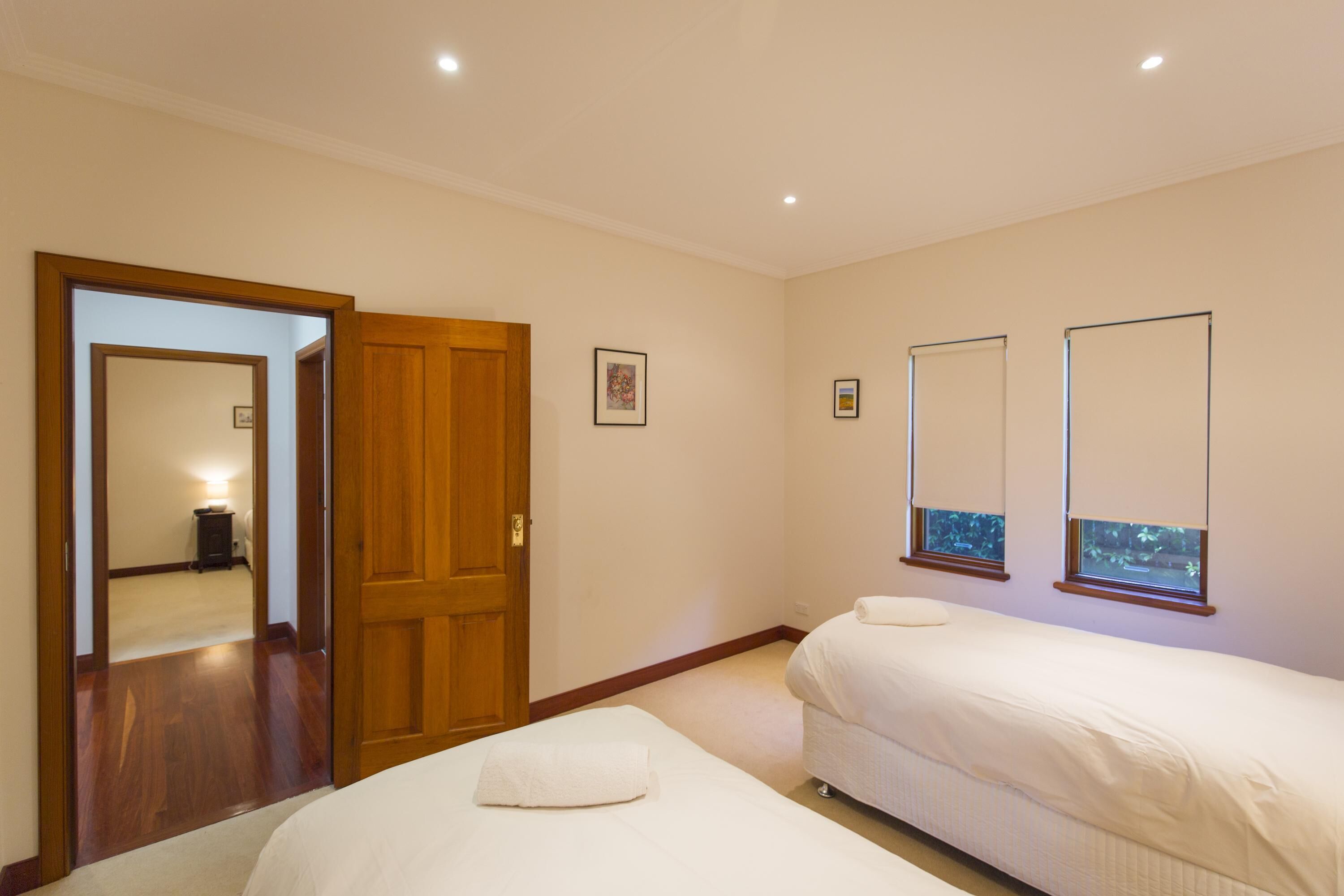 Potteroo - Stylish 4 bedroom family friendly home with private pool — image 15