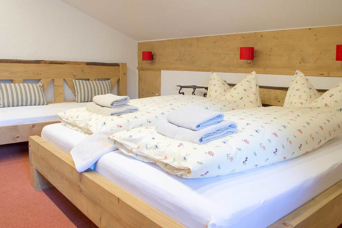 Departamento Confort, 2 habitaciones | Edredón, decoración personalizada, muebles diferentes y wifi gratis