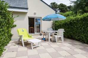 Comfort House, Multiple Beds, Non Smoking, Garden View | Terrace/patio