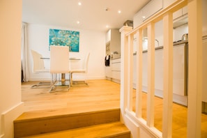 Superior Apartment, 2 Bedrooms | Private kitchen