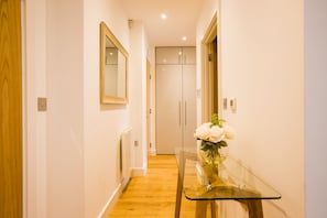Superior Apartment, 2 Bedrooms | Living area