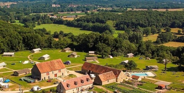 Aerial view - Camping Parc de la Brenne Chalets (Lignac)