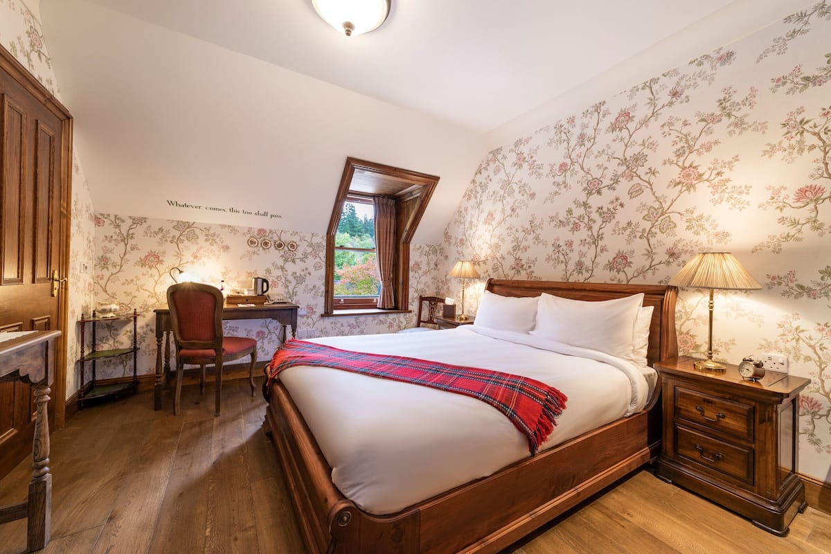 Luxe beddengoed, Select Comfort-bedden, een kluis op de kamer