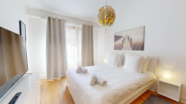 1 chambre, fer et planche à repasser, Wi-Fi gratuit, draps fournis