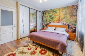 Design-Apartment, Mehrere Betten, Nichtraucher, Stadtblick | Bügeleisen/Bügelbrett, kostenloses WLAN, Bettwäsche