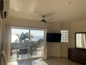Interior - Welcome to Casa de Palmas- MOST AMAZING VIEW OF LA PAZ (Lomas de Palmira)