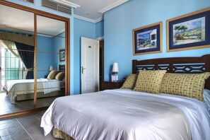 패밀리 쿼드룸 (Mosquito - Ciervo) | 1 개의 침실, 고급 침구, 오리/거위털 이불, 필로우탑 침대