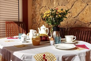 매일 뷔페 무료 아침 식사 포함