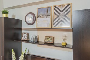 Familienapartment | Wohnbereich | Flachbildfernseher