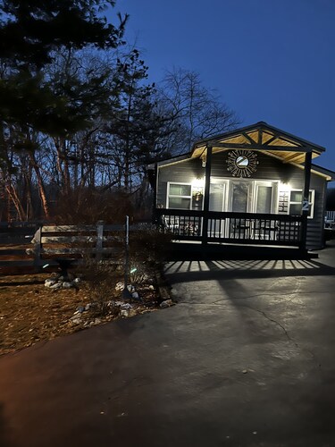 Pets Stay  Free  ,Studio Cottage near Nashville, TN 