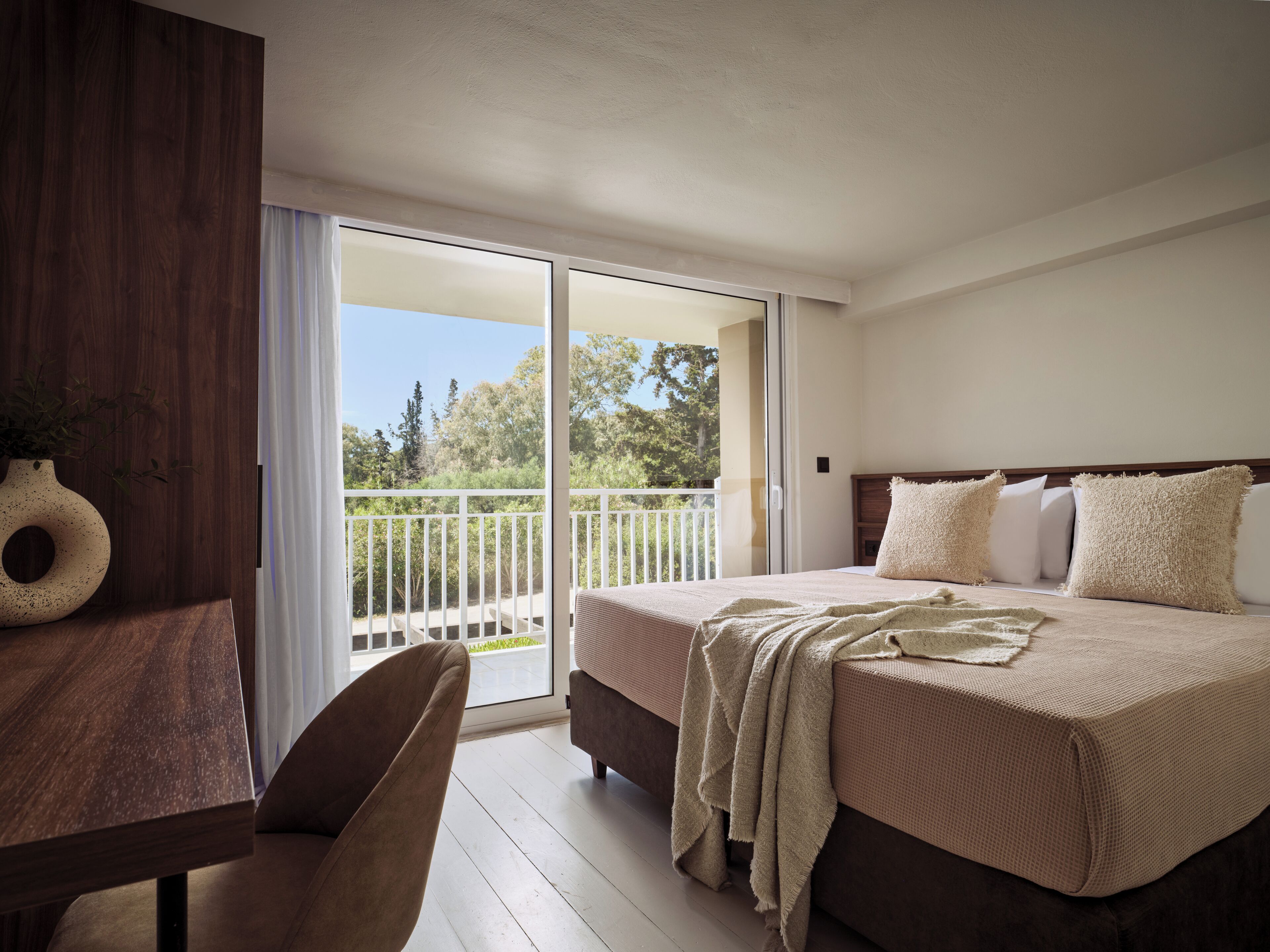 Two-Bedroom Maisonette with Garden View | Minibar, in-room safe, desk, iron/ironing board