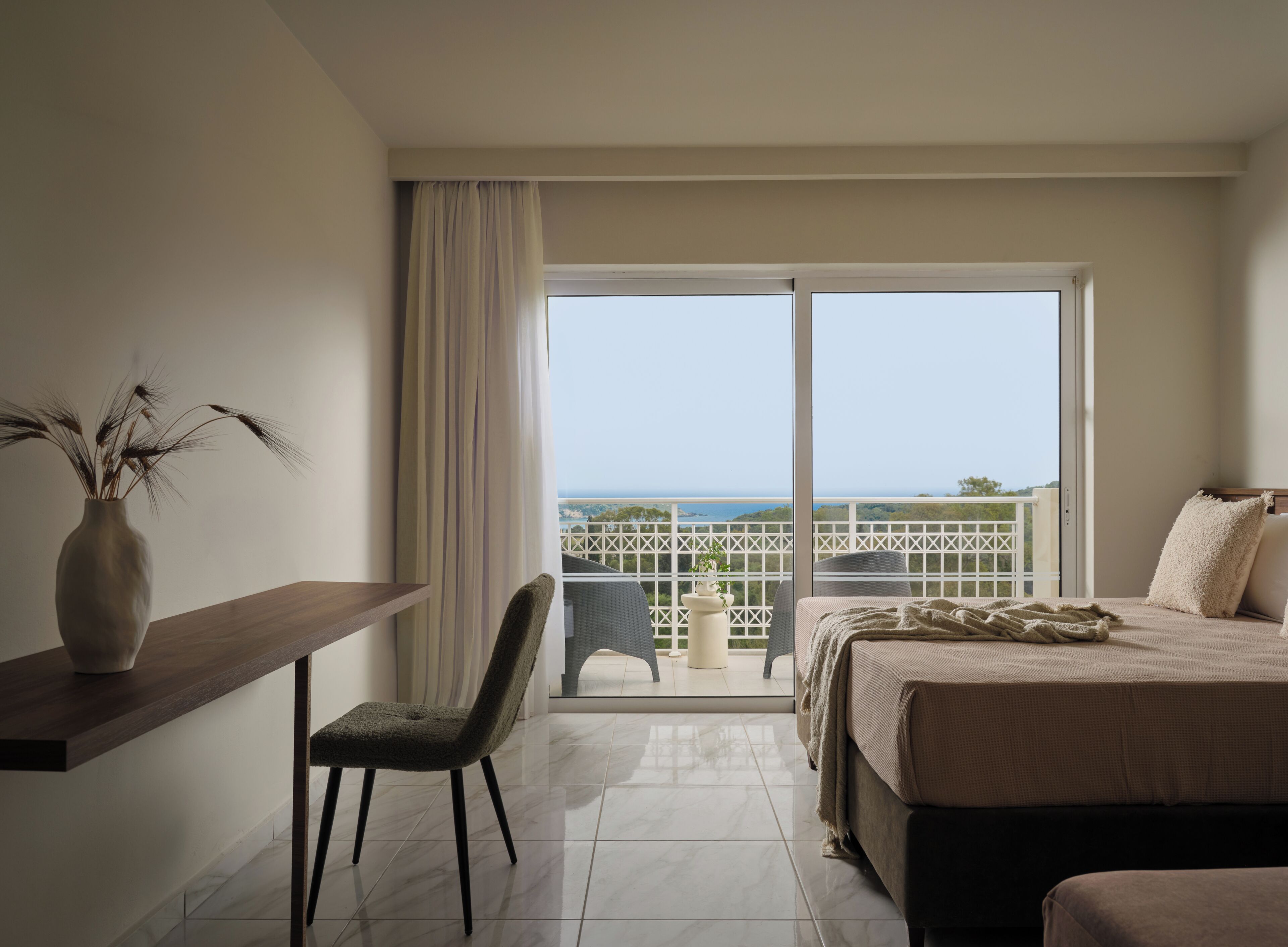 Superior Room with Sea View | Näkymä huoneesta