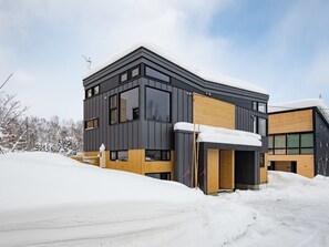 Exterior - Mountain Butterfly (Kutchan)